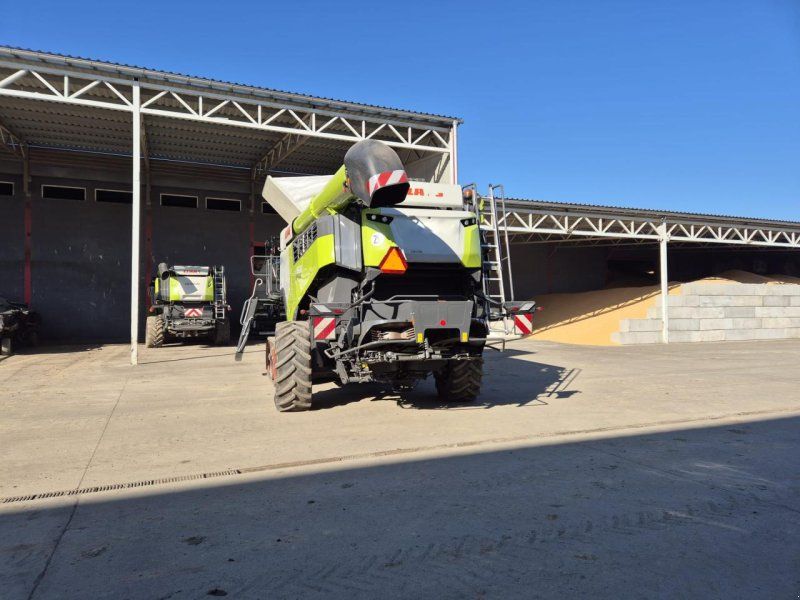 Claas Lexion 8800 TT 4WD