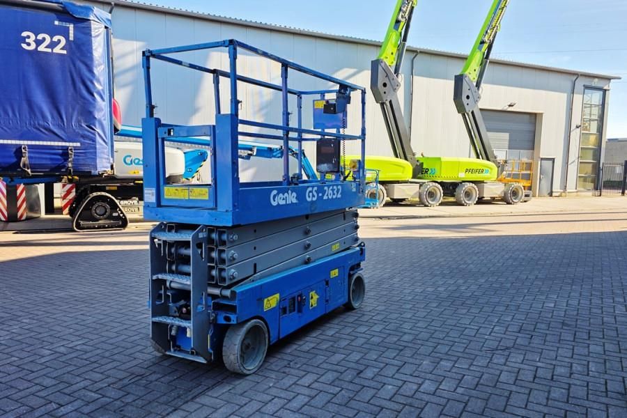 Genie GS2632 Electric, 10m Working Height, Non Marking T