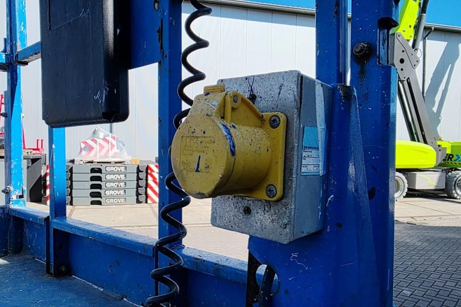 Genie GS3246 Electric, Working Height 11.75 m, 318kg Cap