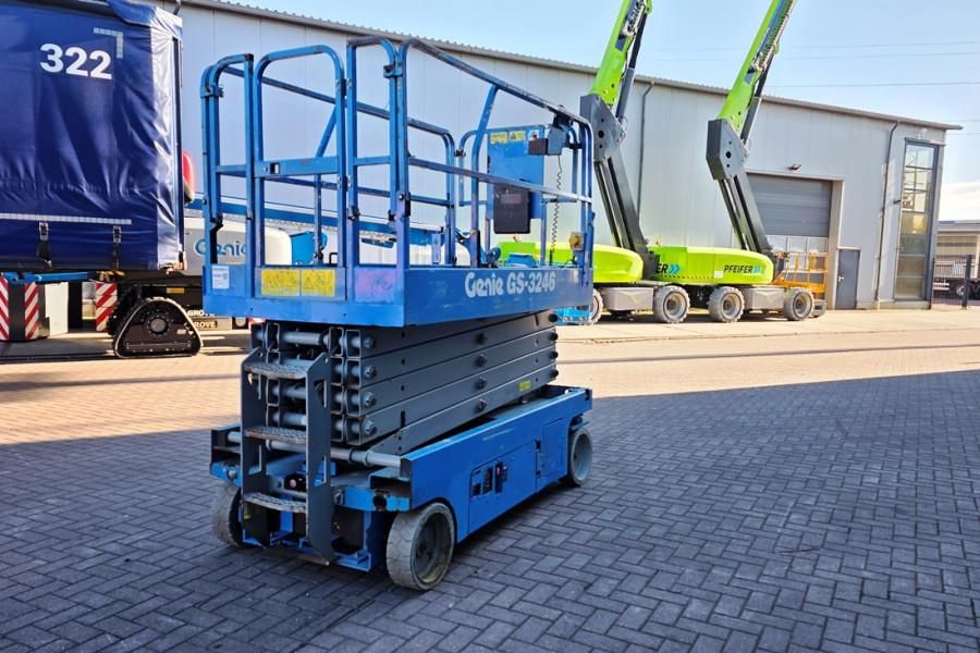 Genie GS3246 Electric, Working Height 11.75 m, 318kg Cap