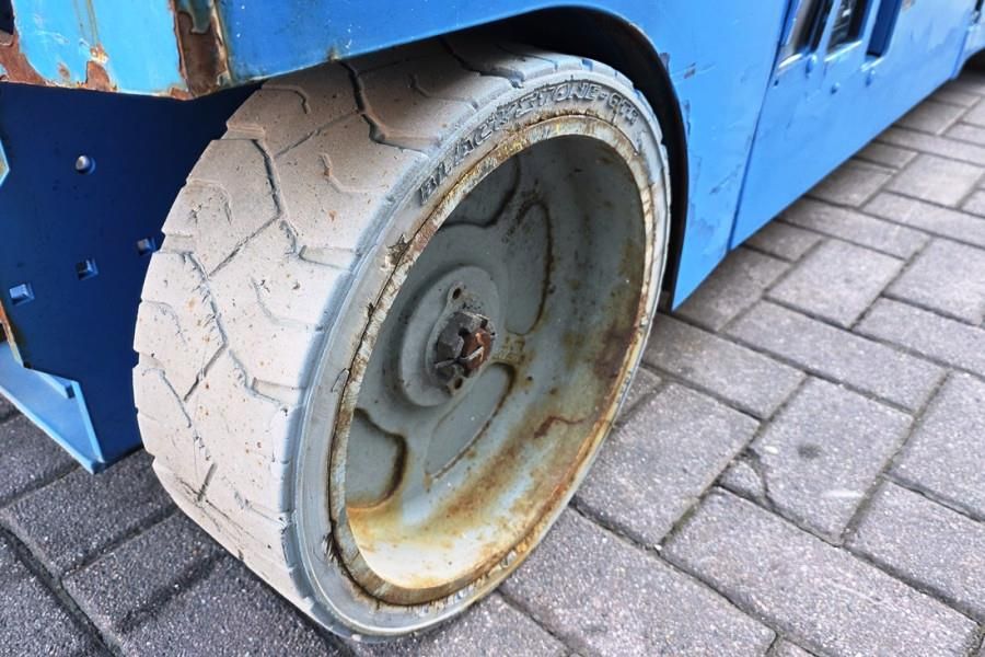 Genie GS3246 Electric, Working Height 11.75 m, 318kg Cap