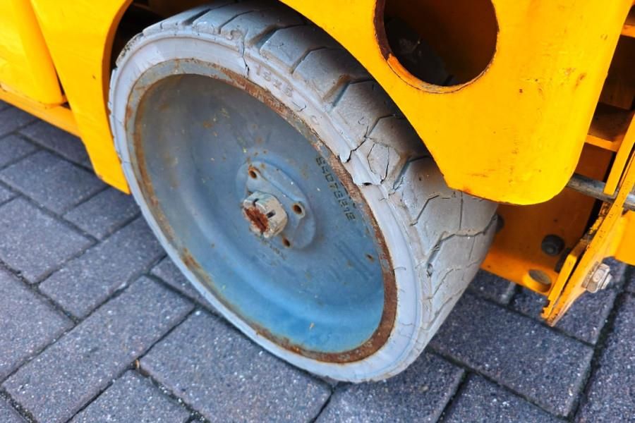 Haulotte Compact 8 Electric, 8.2m Working Height, 350kg Cap