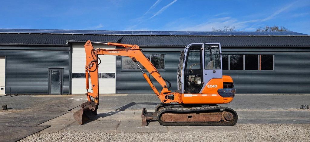 Hitachi Ex 40