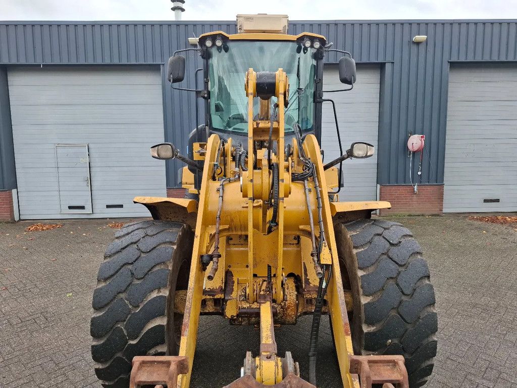 Caterpillar 930K