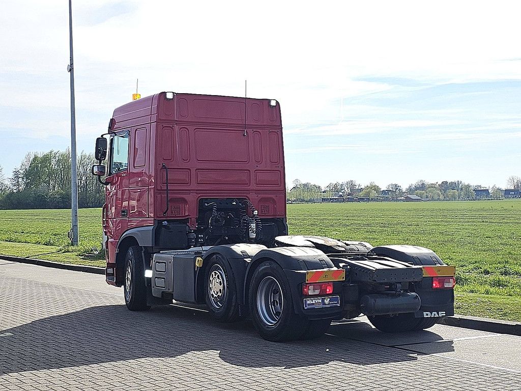 DAF XF 530 spacecab 6x2 ftg