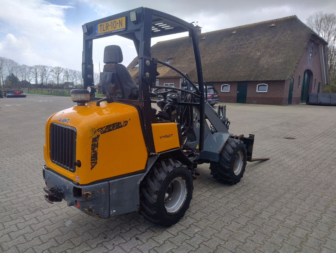 Giant V452T shovel (bj2015) goedwerkend en strak