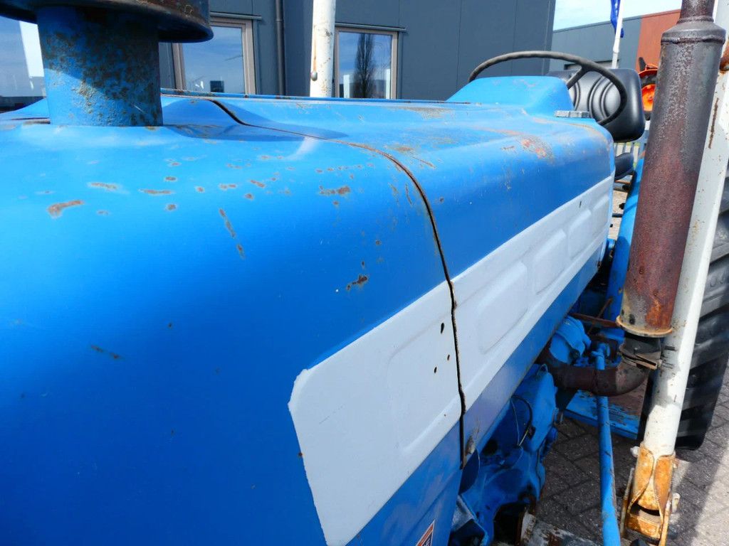 Ford 3000 2wd / 10902 Draaiuren / Smalspoor