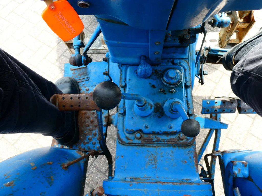 Ford 3000 2wd / 10902 Draaiuren / Smalspoor