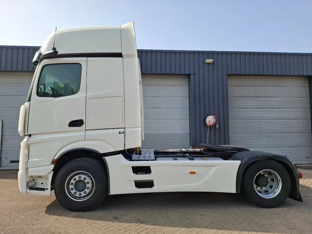 Mercedes-Benz Actros 1845 GIGASPACE 4X2 47218