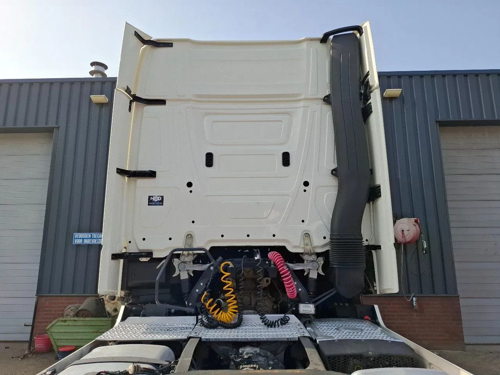 Mercedes-Benz Actros 1845 GIGASPACE 4X2 47218