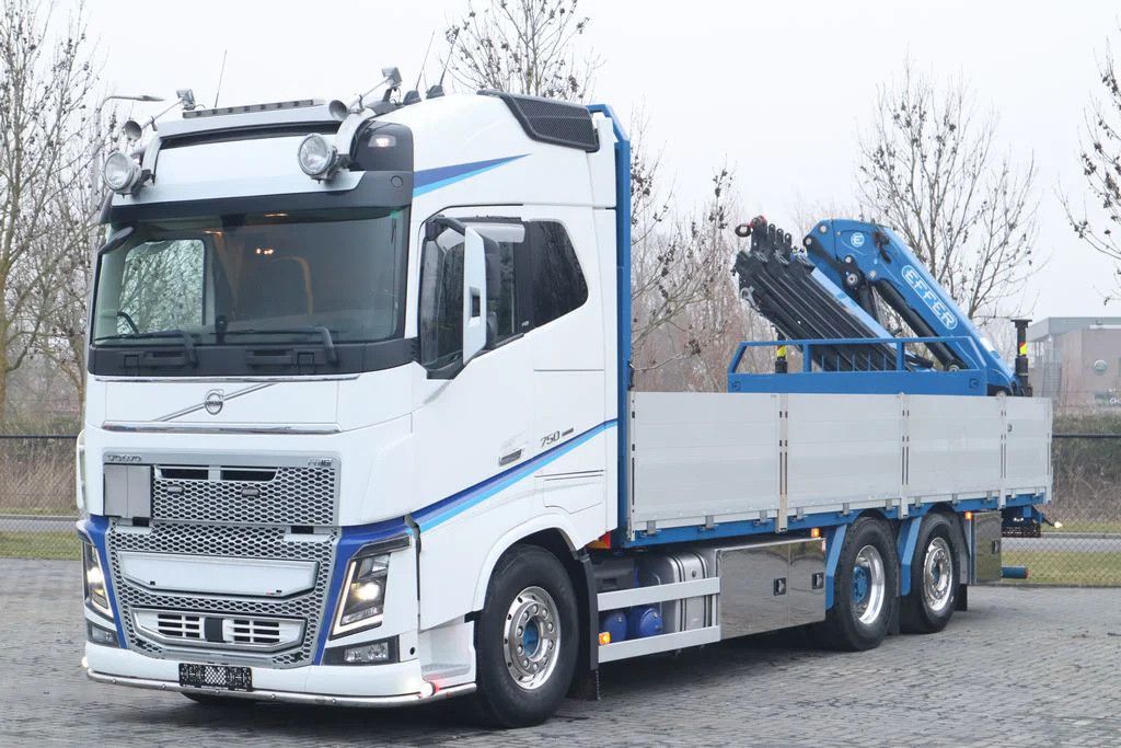 Volvo FH 16.750 | 6X2*4 RETARDER EFFER 215-6 DEMOUNTABLE CRANE