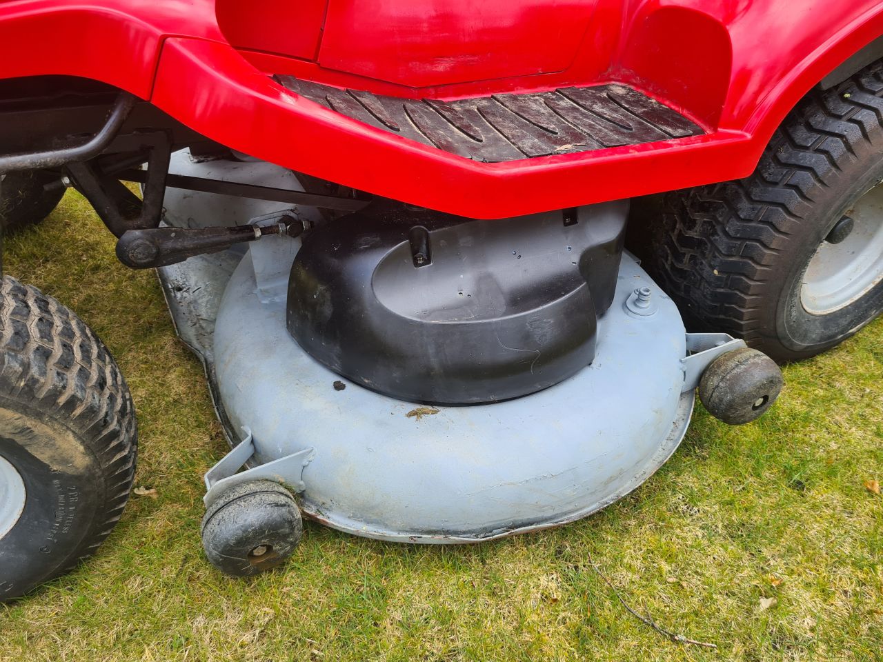 Honda 2620 zitmaaier met opvangbak hydrostaat.