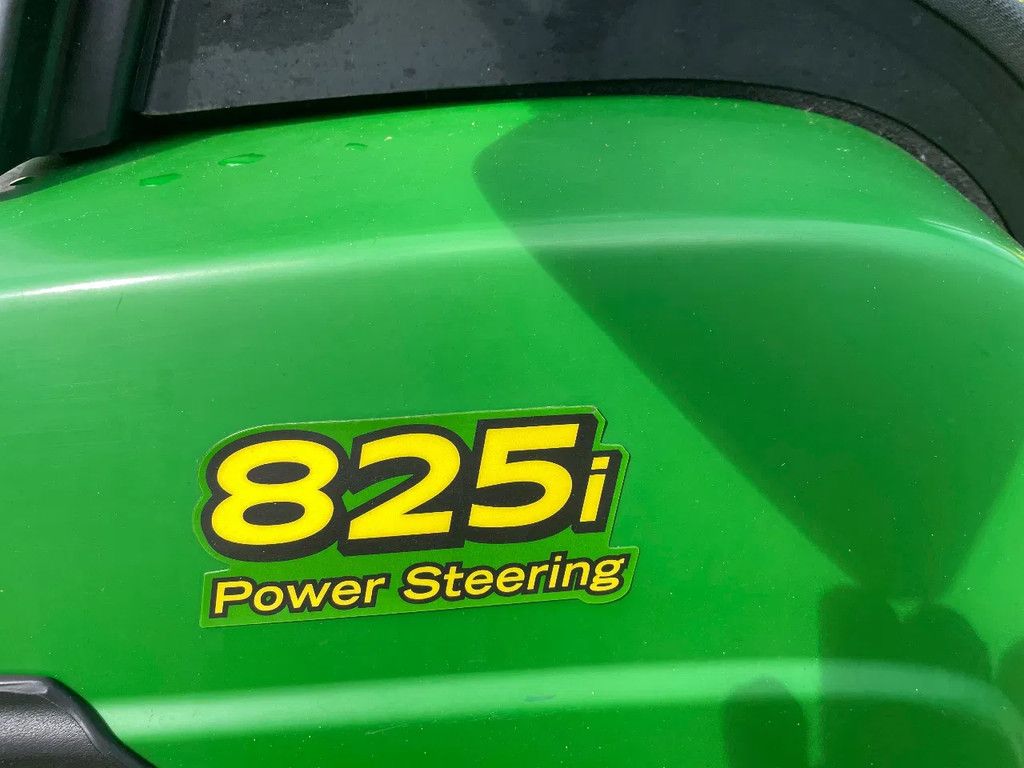 John Deere Gator 825i 4x4 met dichte cabine MARGE