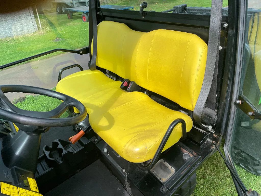 John Deere Gator 825i 4x4 met dichte cabine MARGE