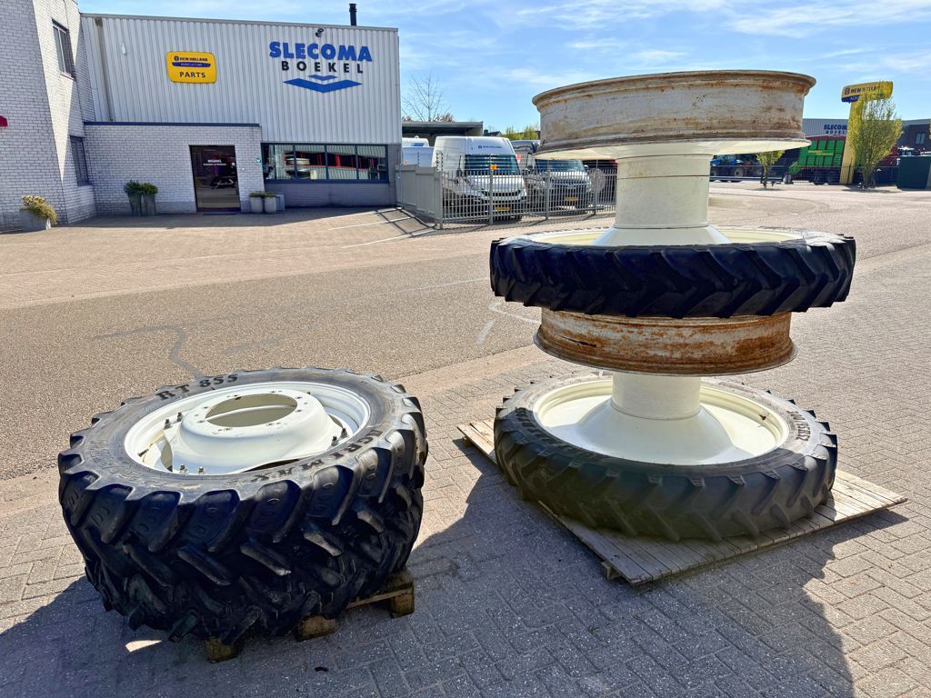 BKT Set Dubbellucht Cultuurwielen