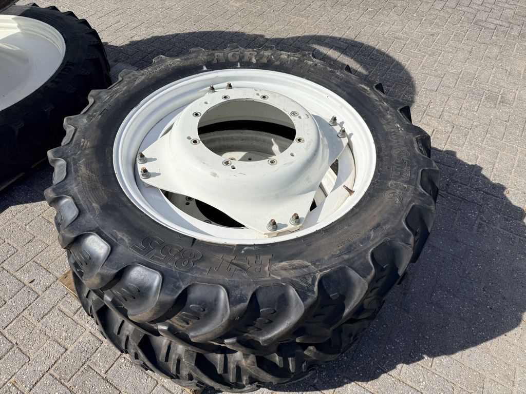 BKT Set Dubbellucht Cultuurwielen