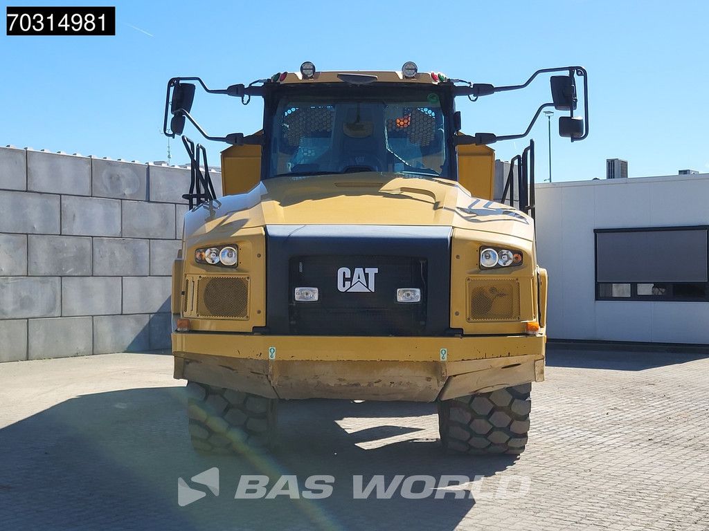Caterpillar 735