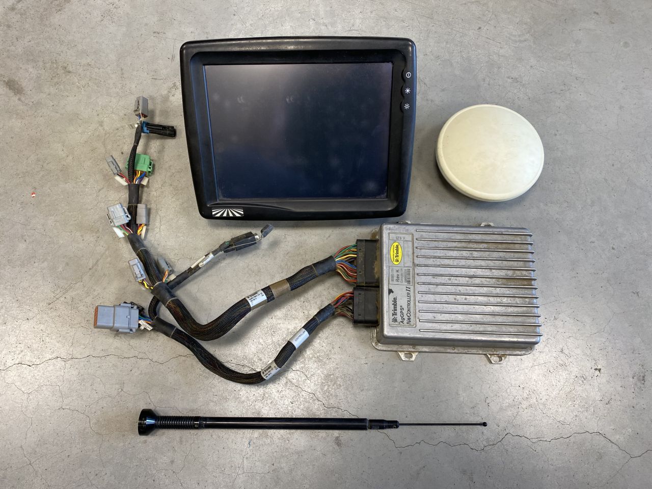 Trimble GPS systeem / FMX 1000 / AG 25 / Nav controller II 2