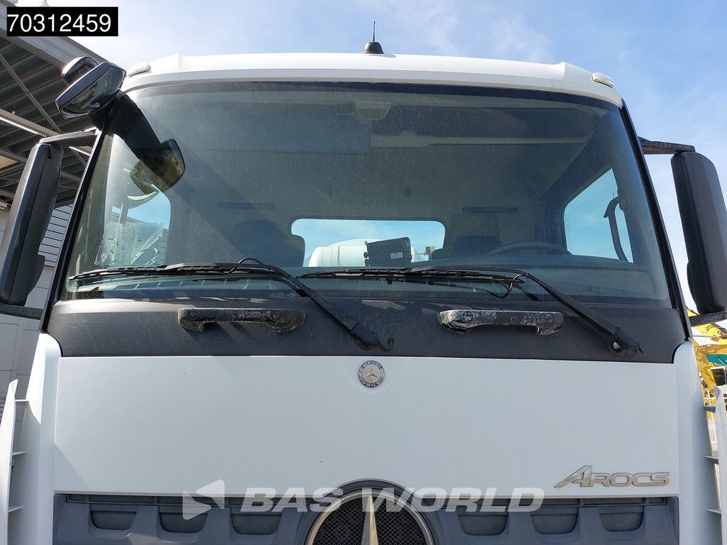 Mercedes Arocs Arocs 3240 8X4 9m3 Stetter AM 904 Mixer Steel suspension Big-Axle Automatic Euro 6