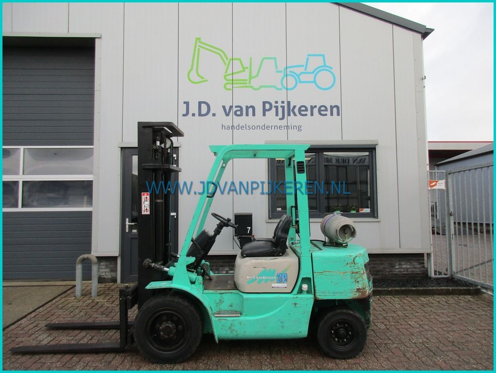 Mitsubishi FG30 3000kg+HH3.7m+sideshift+7987uur