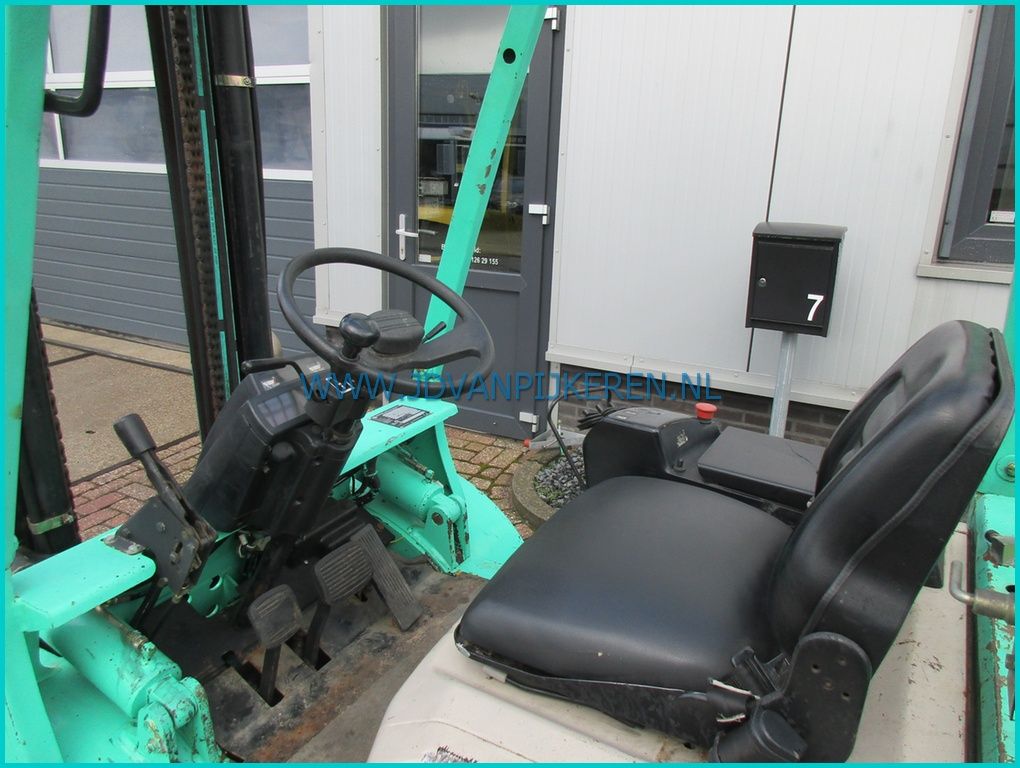 Mitsubishi FG30 3000kg+HH3.7m+sideshift+7987uur