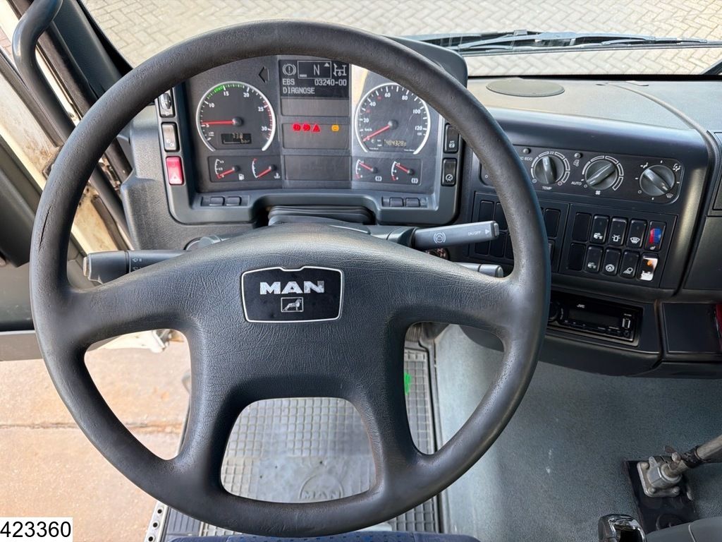 MAN TGA 33 430 6x6, Palfinger, Steel suspension