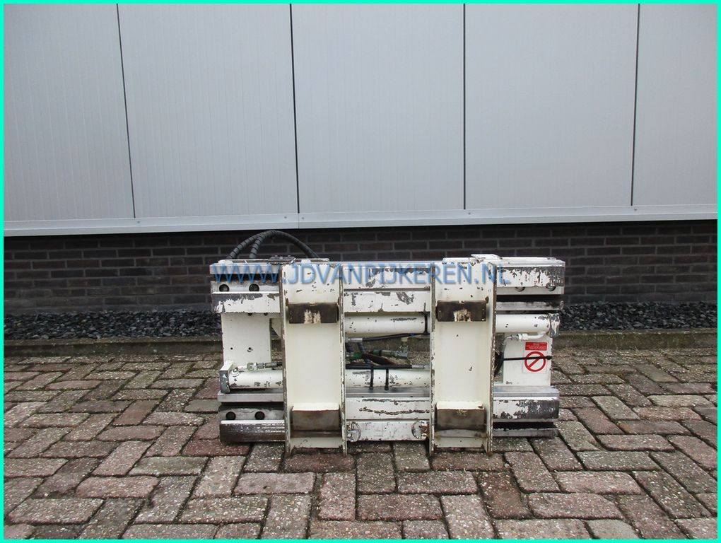 FEM2 Roncari vorkenspreider 182cm + sideshift