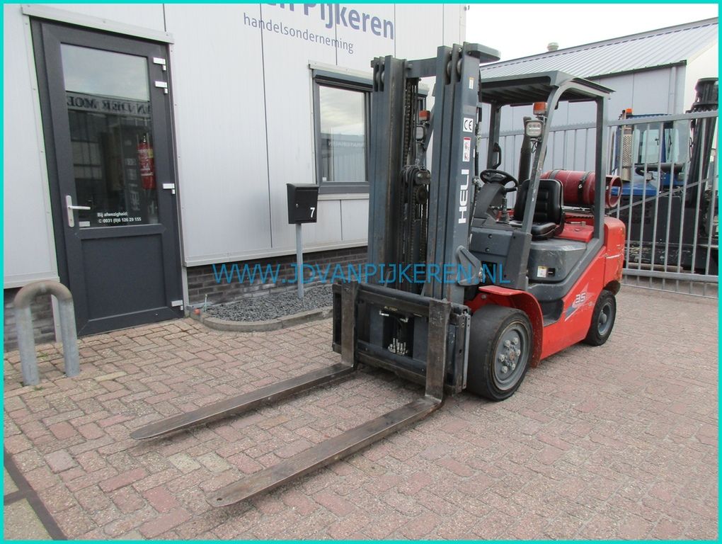 Heli CPYD35 3.5t+2019+3007uur+triplex4.6m+freelift+shift+4xhydr.