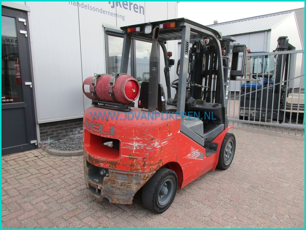 Heli CPYD35 3.5t+2019+3007uur+triplex4.6m+freelift+shift+4xhydr.