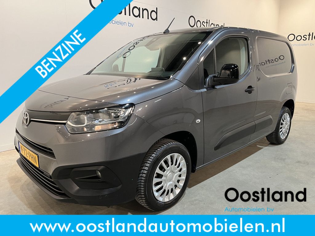 Toyota PROACE CITY 1.2 L1 130 PK Benzine Automaat / Airco / Cruise Control / CarPlay / Camera / Navigatie / 3-Zits / 69.000 KM !!