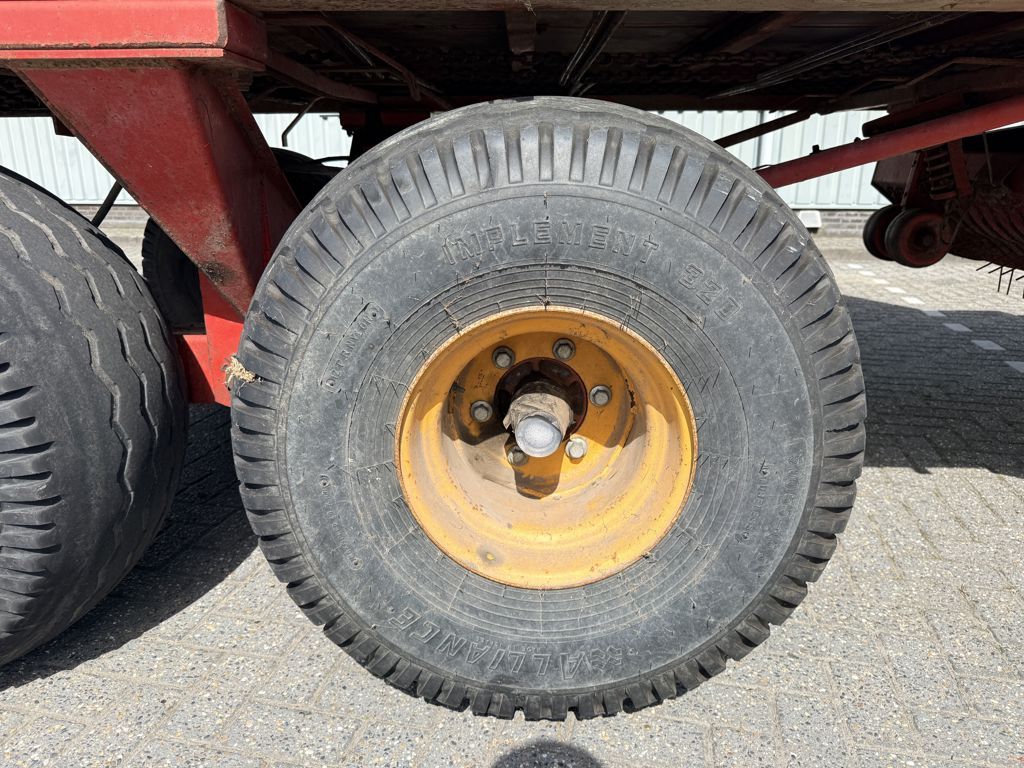 Taarup 1030 Opraapwagen