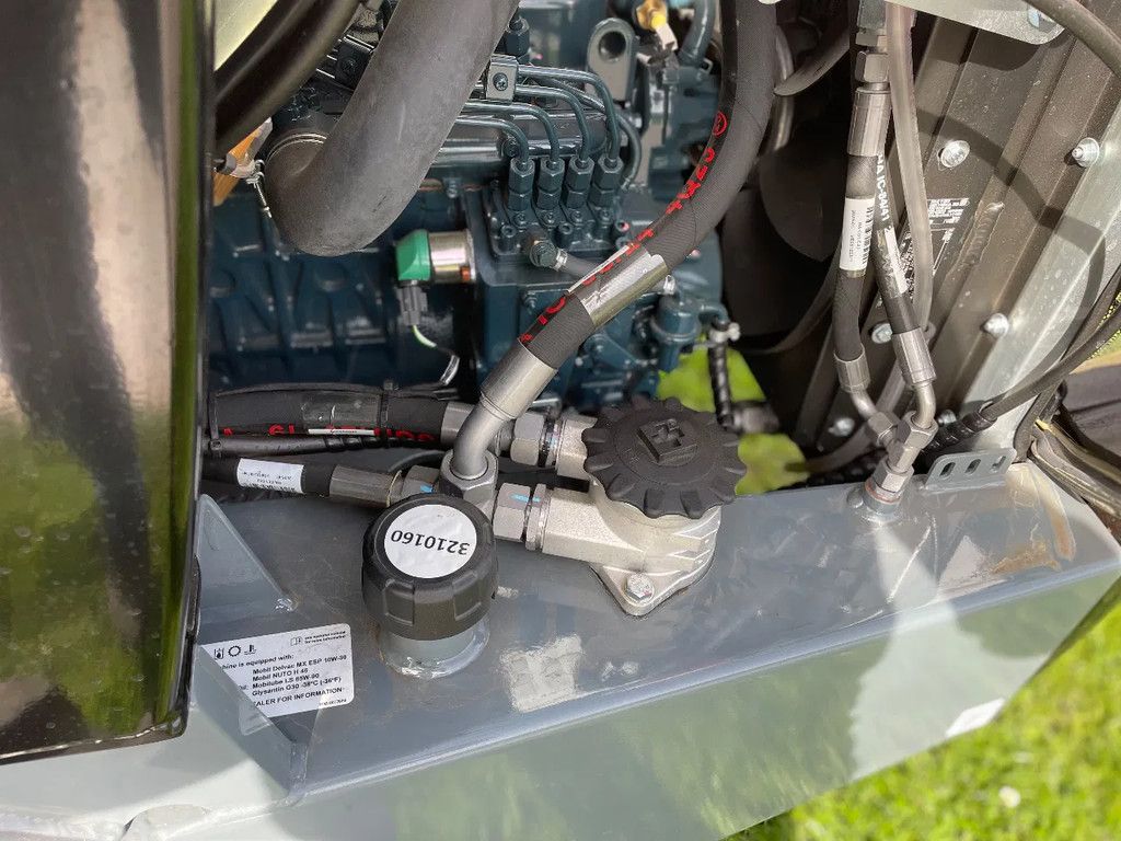 Giant G2300HD shovel NIEUW!