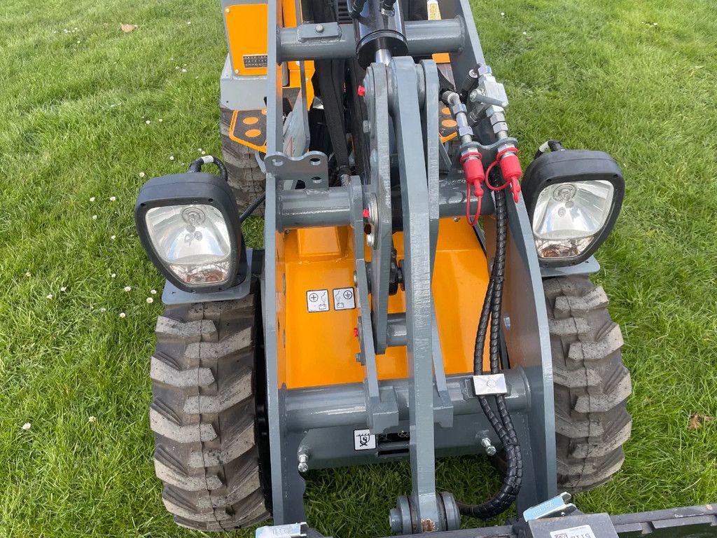 Giant G1200 shovel NIEUW!