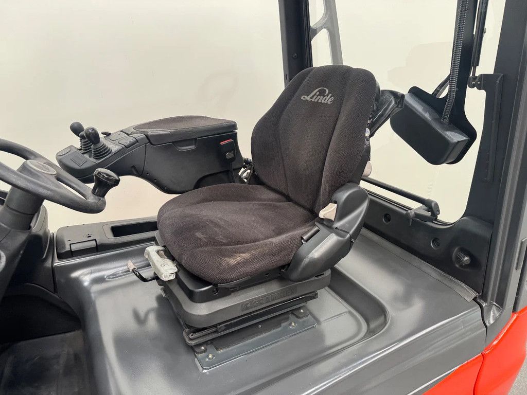 Linde E 30 L-01 inclusief nieuwe accu