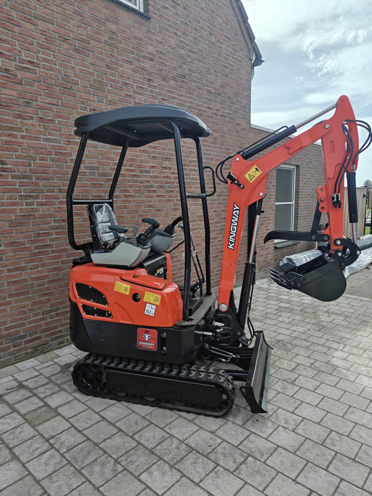Minigraafmachine minigraver KNT18 Kingway knickarm joystick