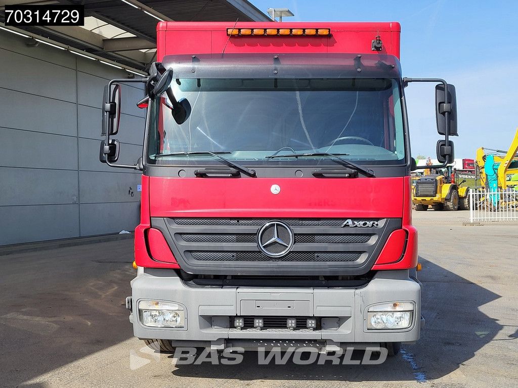 Mercedes Axor Axor 1824 4X2