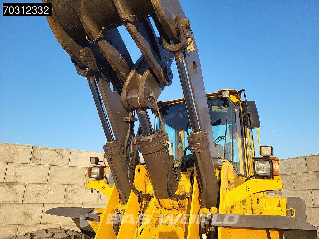 Volvo L110 E Quick Coupler