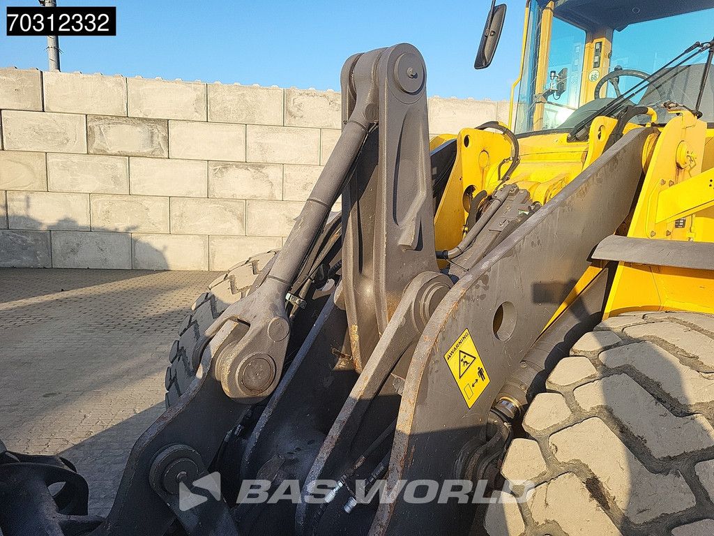 Volvo L110 E Quick Coupler