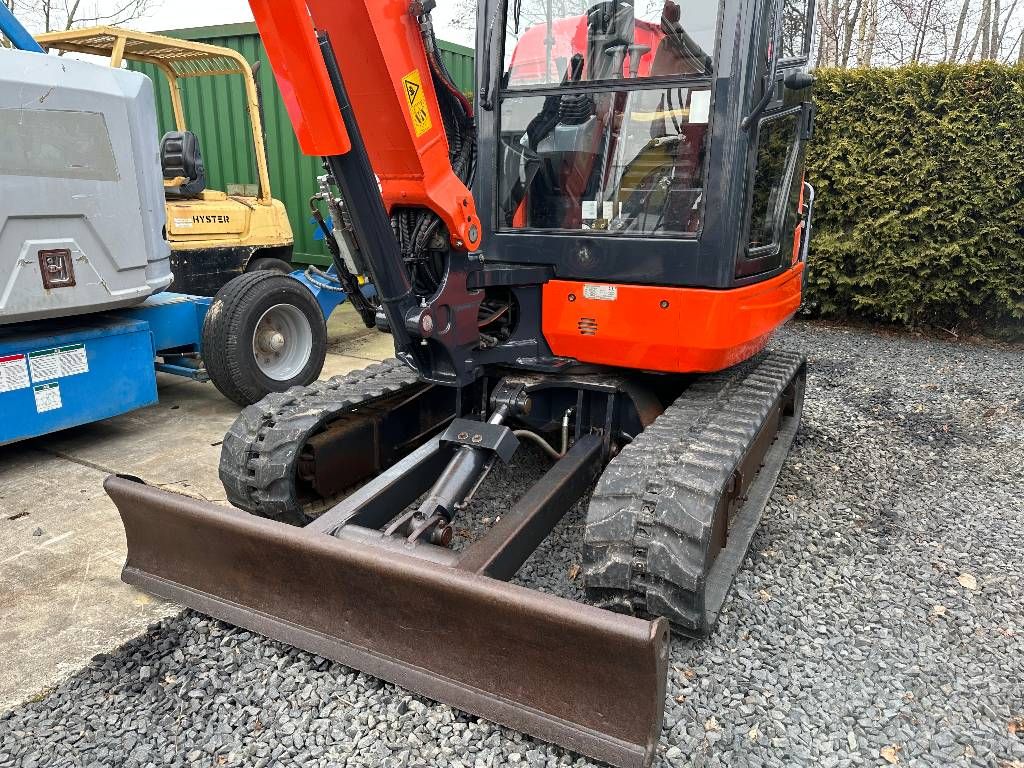 Kubota KX 101-3 A + powertilt H-CW05