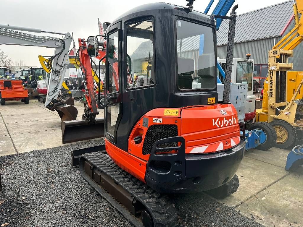 Kubota KX 101-3 A + powertilt H-CW05