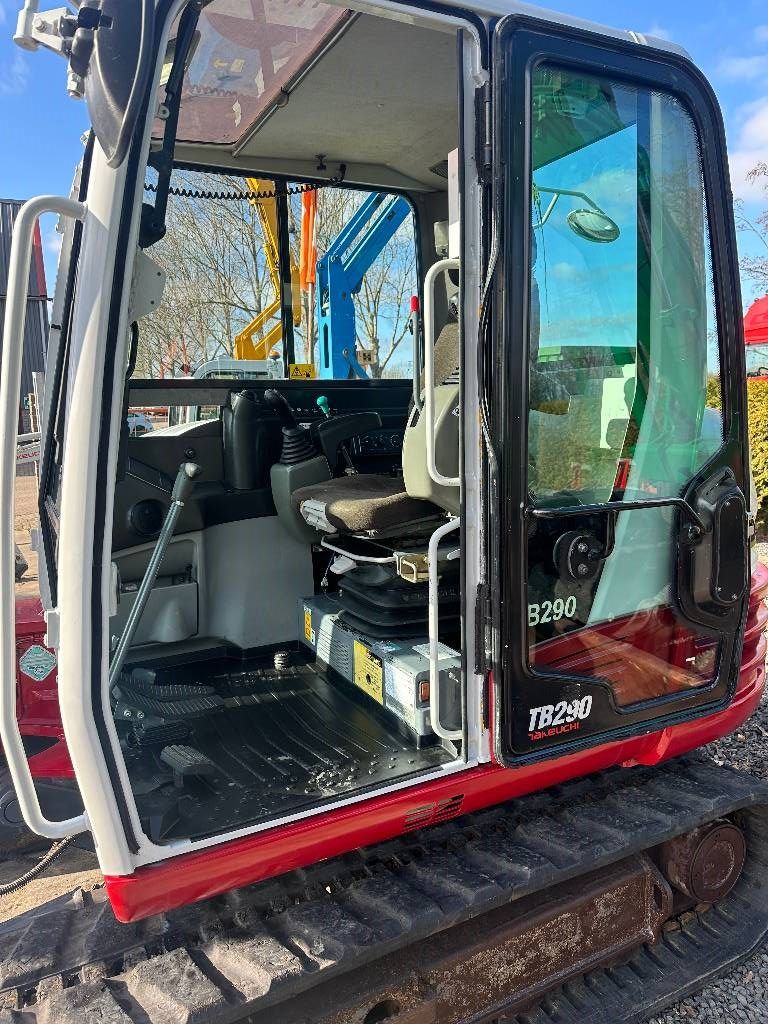 Takeuchi TB 290