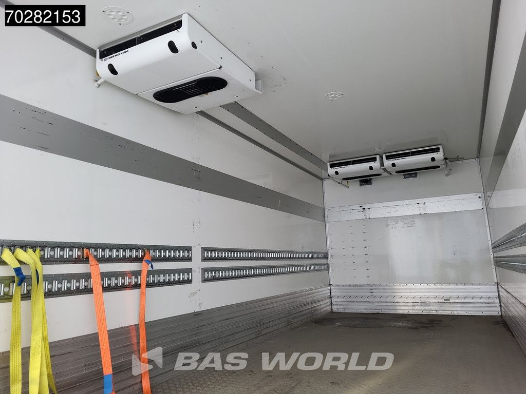 Mercedes Atego Atego 1524 4X2 6-Cylinder Auromatic Thermo king Euro 6