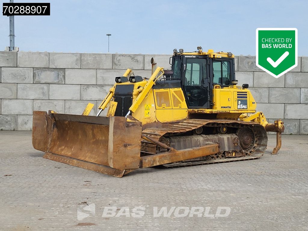 Komatsu D65 PXi -18 Ripper