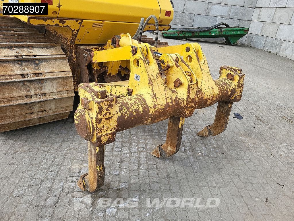 Komatsu D65 PXi -18 Ripper