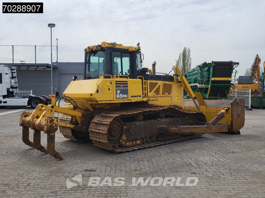 Komatsu D65 PXi -18 Ripper