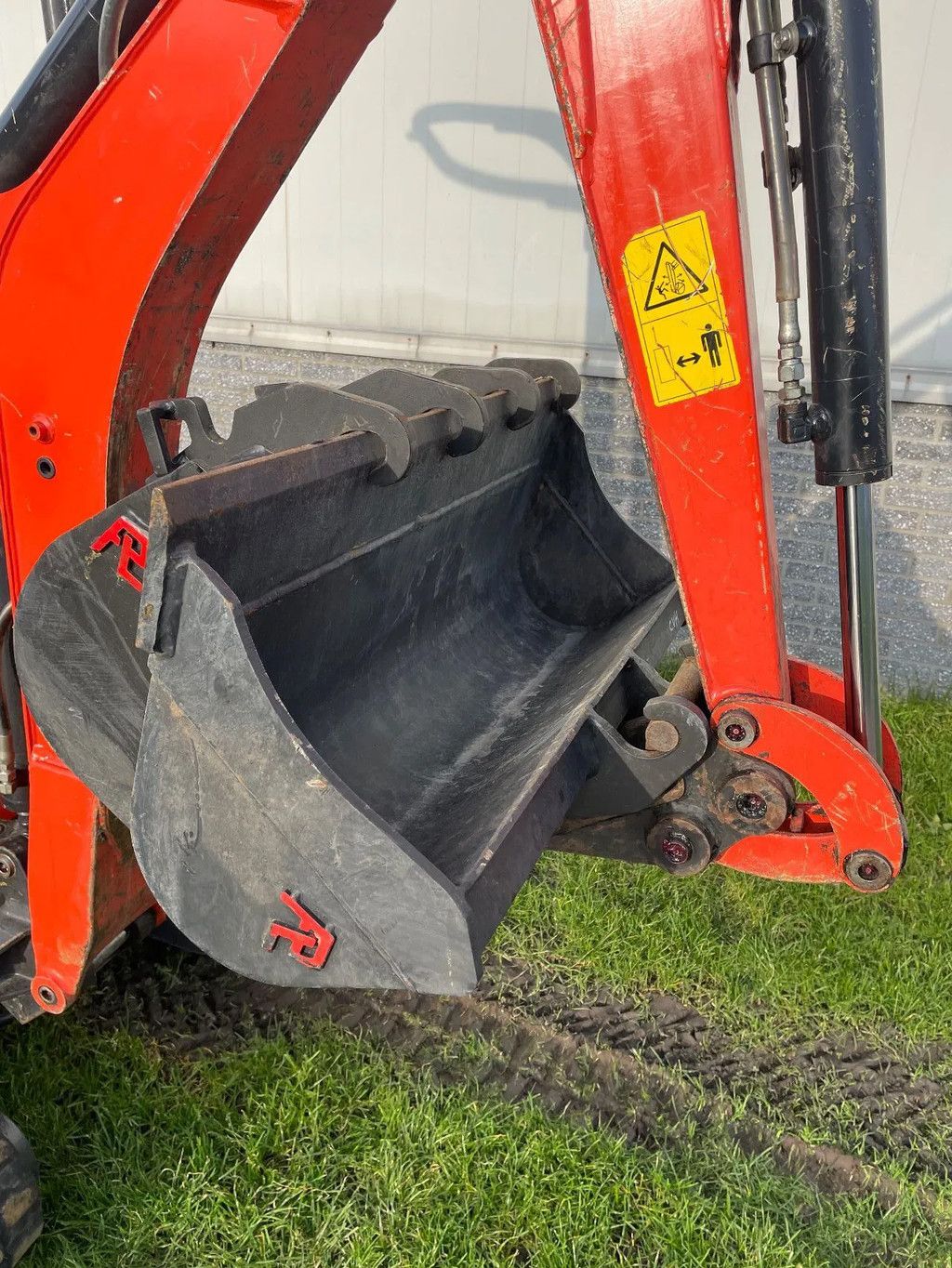 Kubota U10-5 minigraver BJ 2022 CW00 met 3 nieuwe bakken