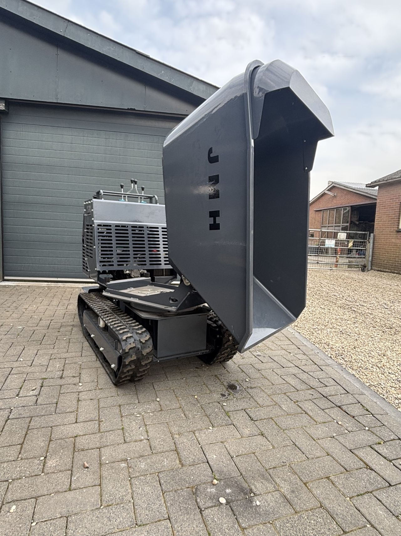 JMH Rupsdumper (Messersi Hinowa)