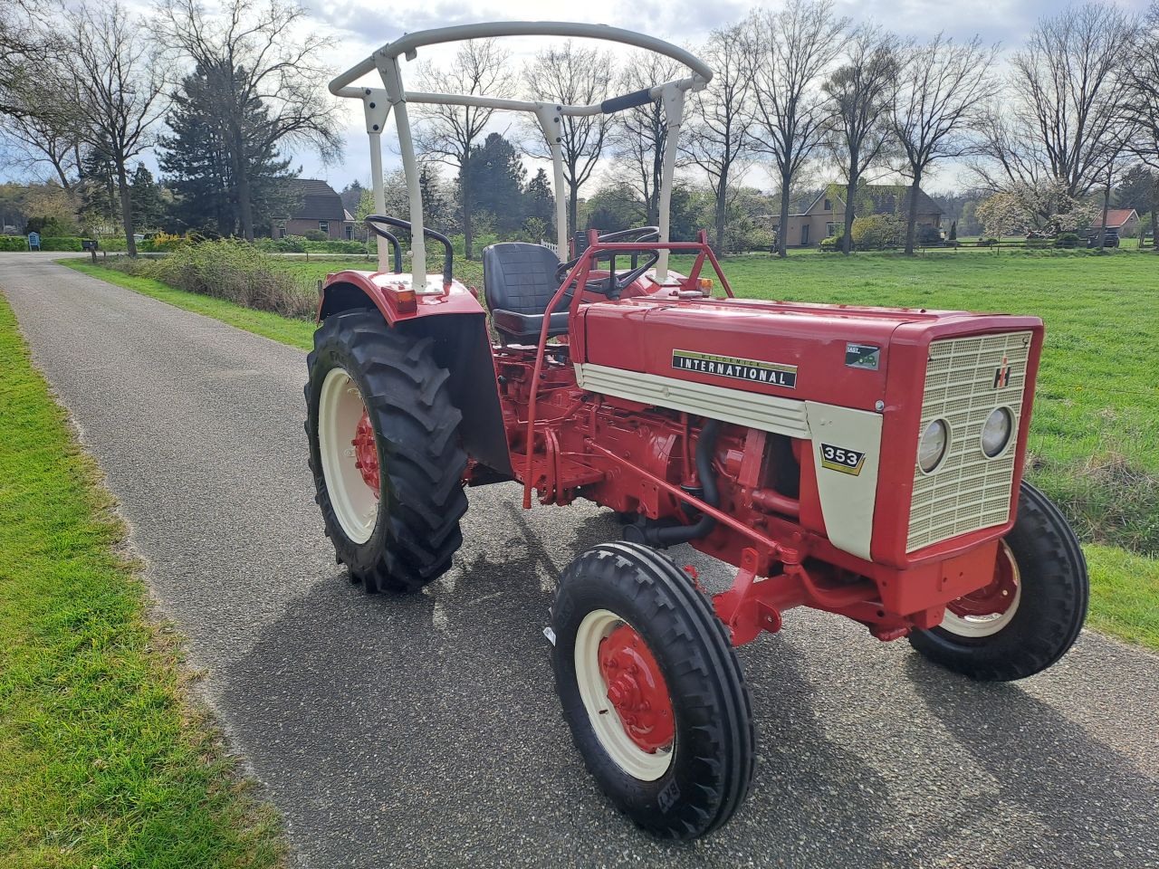International 353 | Nl Kenteken | Inruil & transport mogelijk