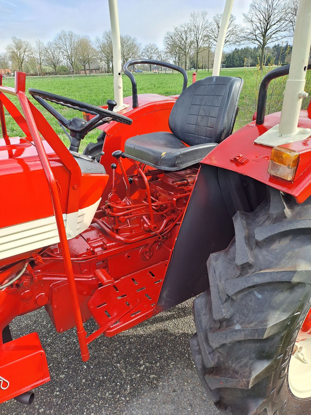 International 353 | Nl Kenteken | Inruil & transport mogelijk