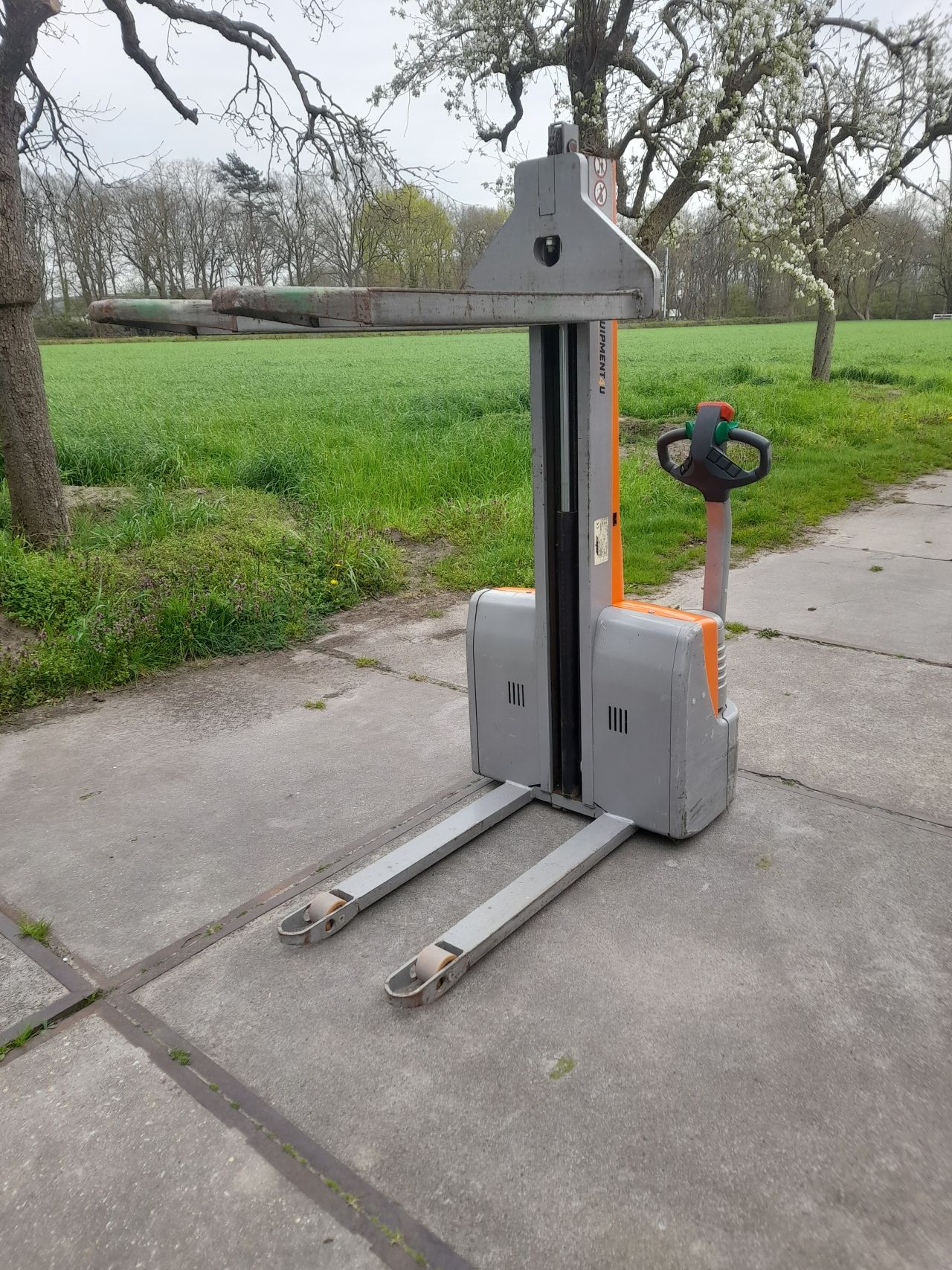 MIC stapelaar mono mast